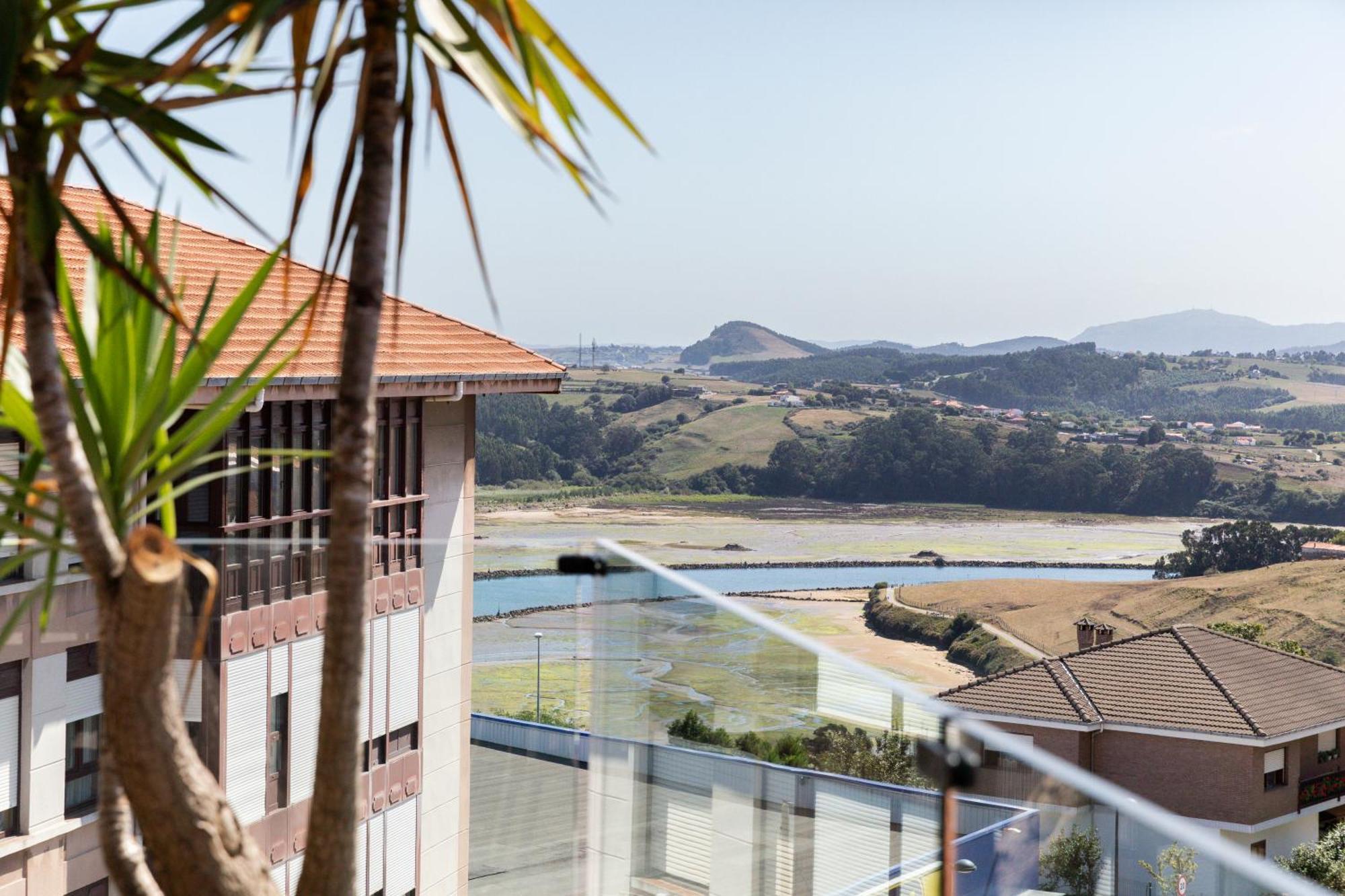 Apartamentos Plaza Center Suances Esterno foto