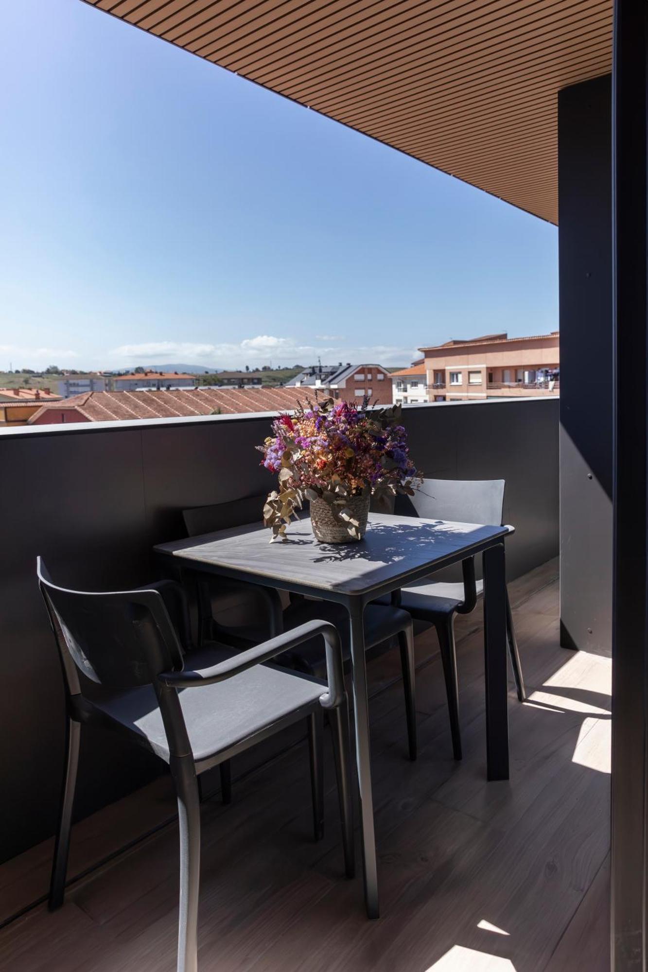 Apartamentos Plaza Center Suances Esterno foto